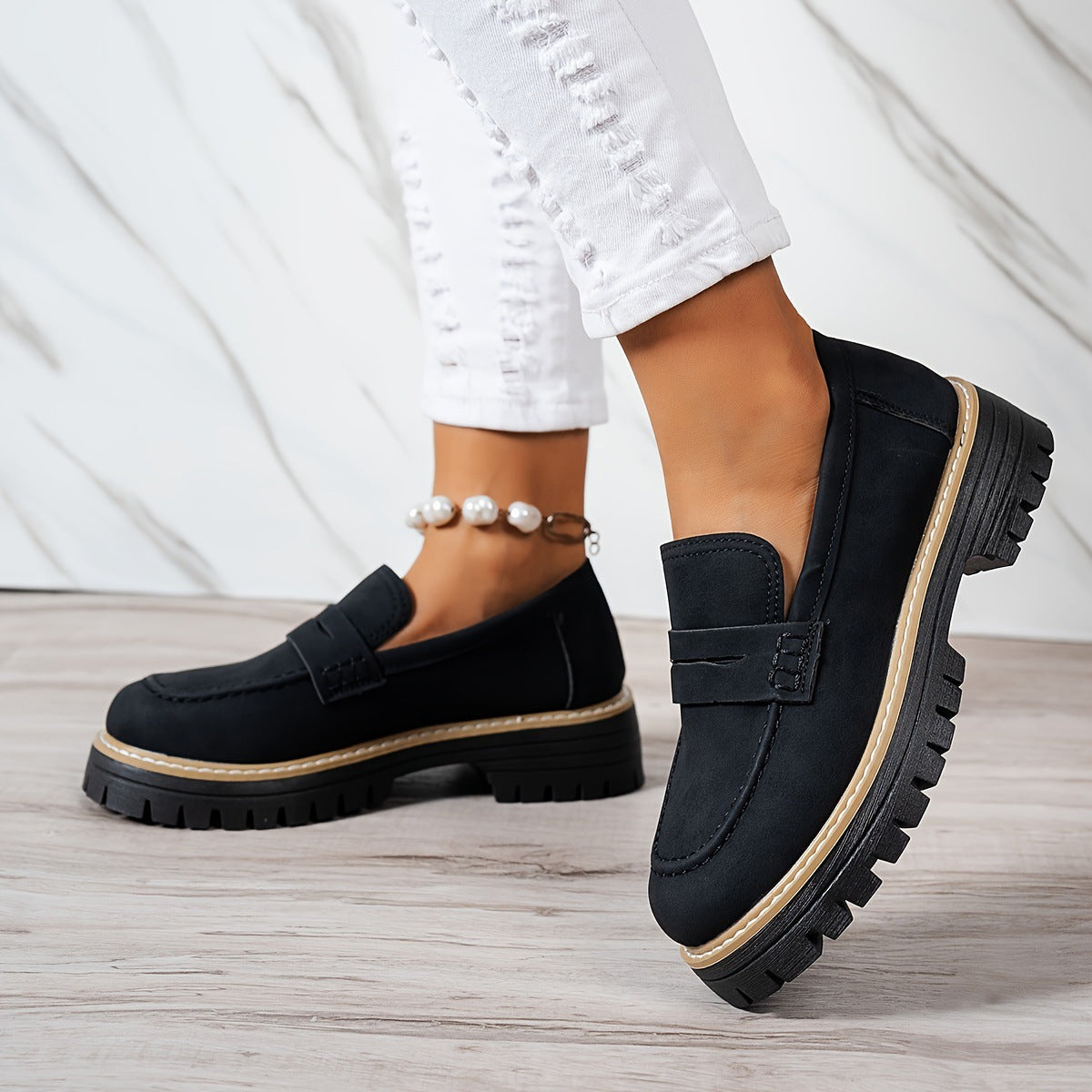 Women's Casual Retro Suede Loafers with Chunky Heel Platform