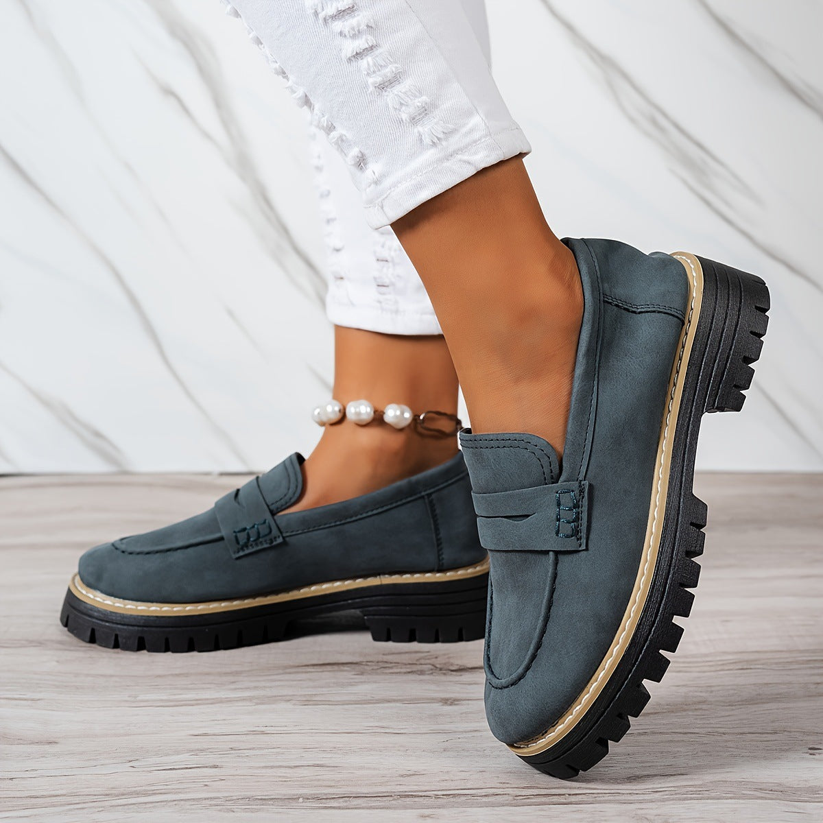 Women's Casual Retro Suede Loafers with Chunky Heel Platform
