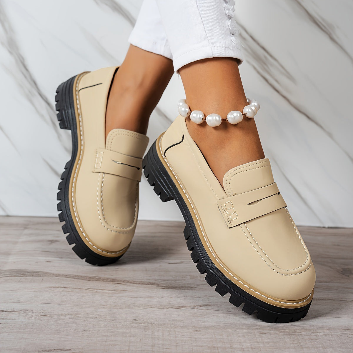 Women's Casual Retro Suede Loafers with Chunky Heel Platform