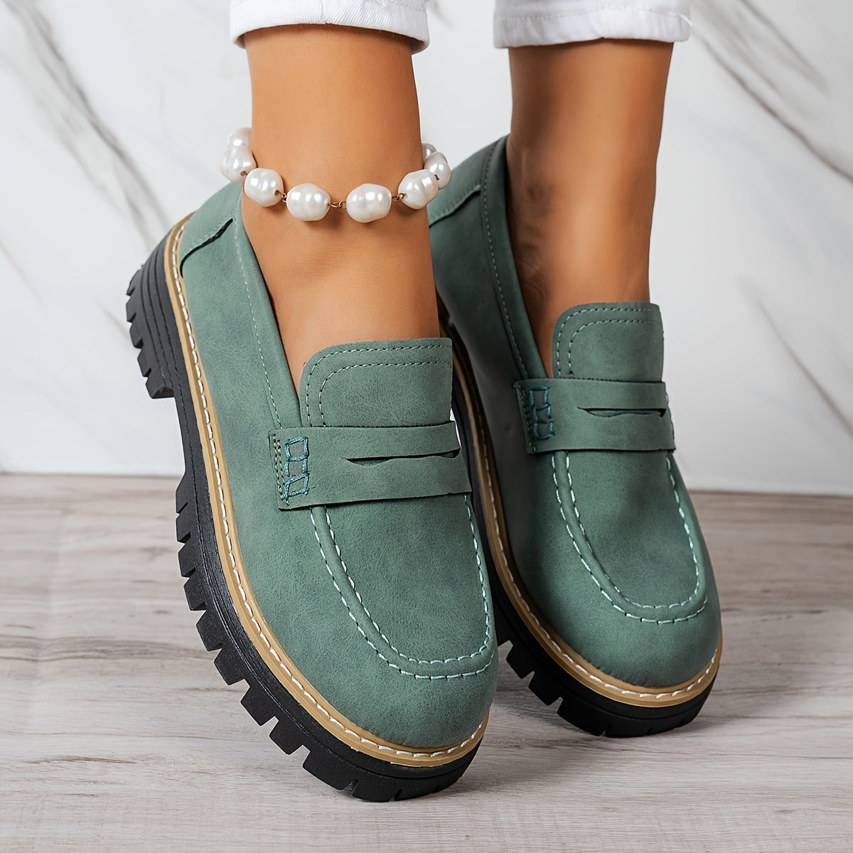 Women's Casual Retro Suede Loafers with Chunky Heel Platform