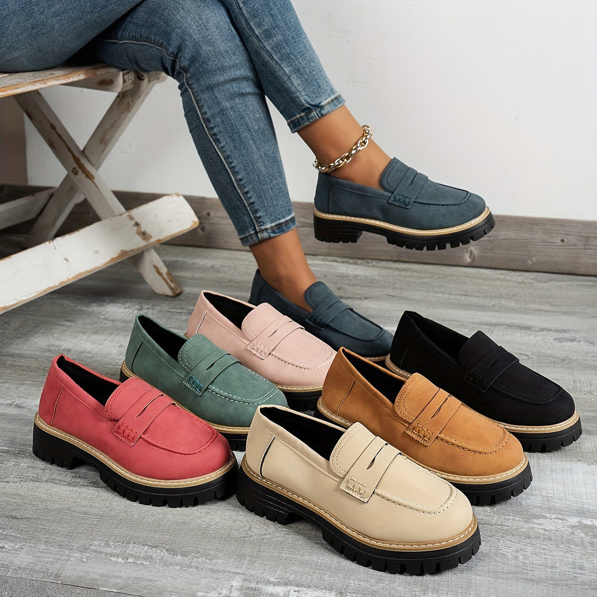 Women's Casual Retro Suede Loafers with Chunky Heel Platform